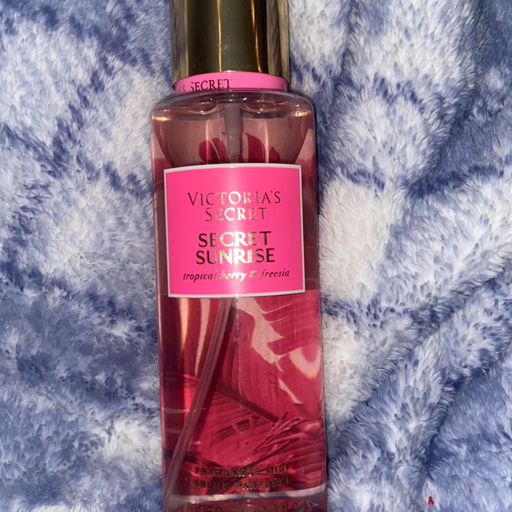 Victorious secret perfume in scent secret sunrise